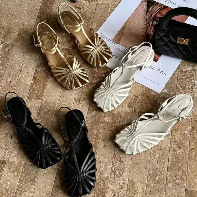 صنادل نسائية بتصميم فرنسي عتيق - مراجعة Vintage And Modern Fashion وسعره