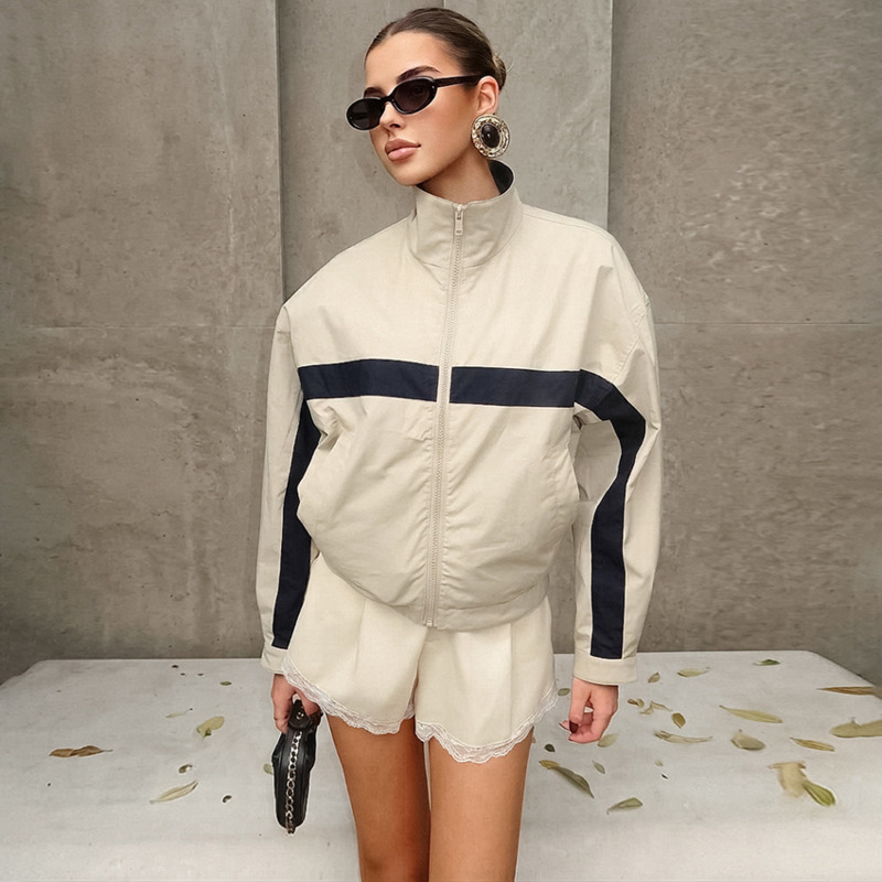 جاكيت نسائي واقٍ من الرياح بتص - مراجعة Vintage Windbreaker Nylon وسعره